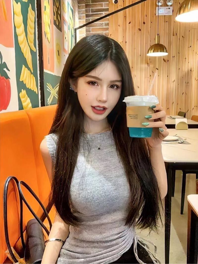 #Yi1nn 外5 北京土著❤️人 - 99岁 - 北京 Call Girl