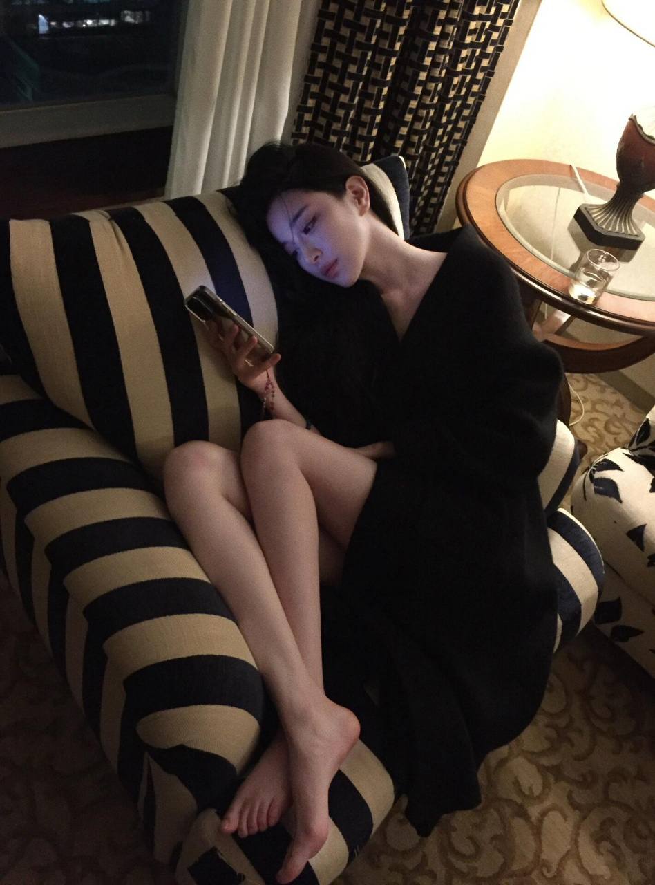 ID: 6596 - 北京 Call Girl