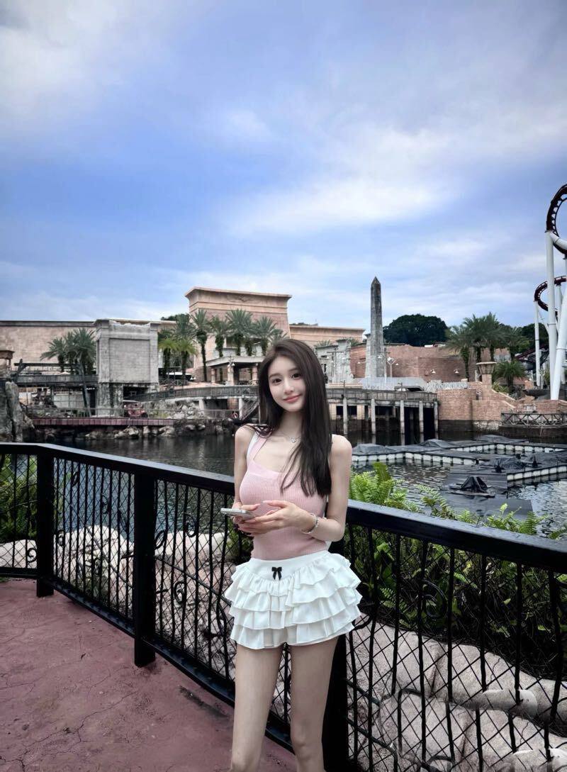 ID: 6710 - 北京 Call Girl