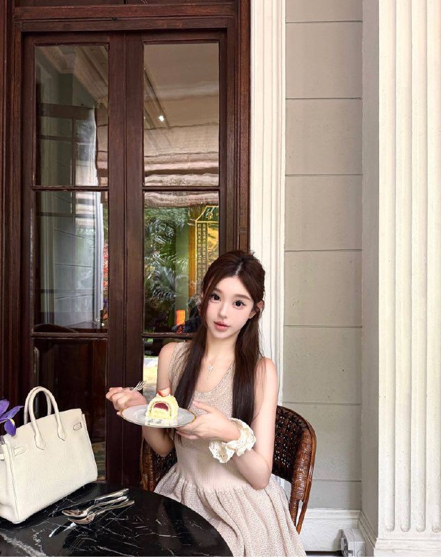 悦瑶 - 长沙 Call Girl