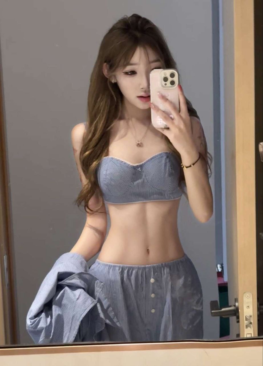 ID: 355 - 重庆 Call Girl