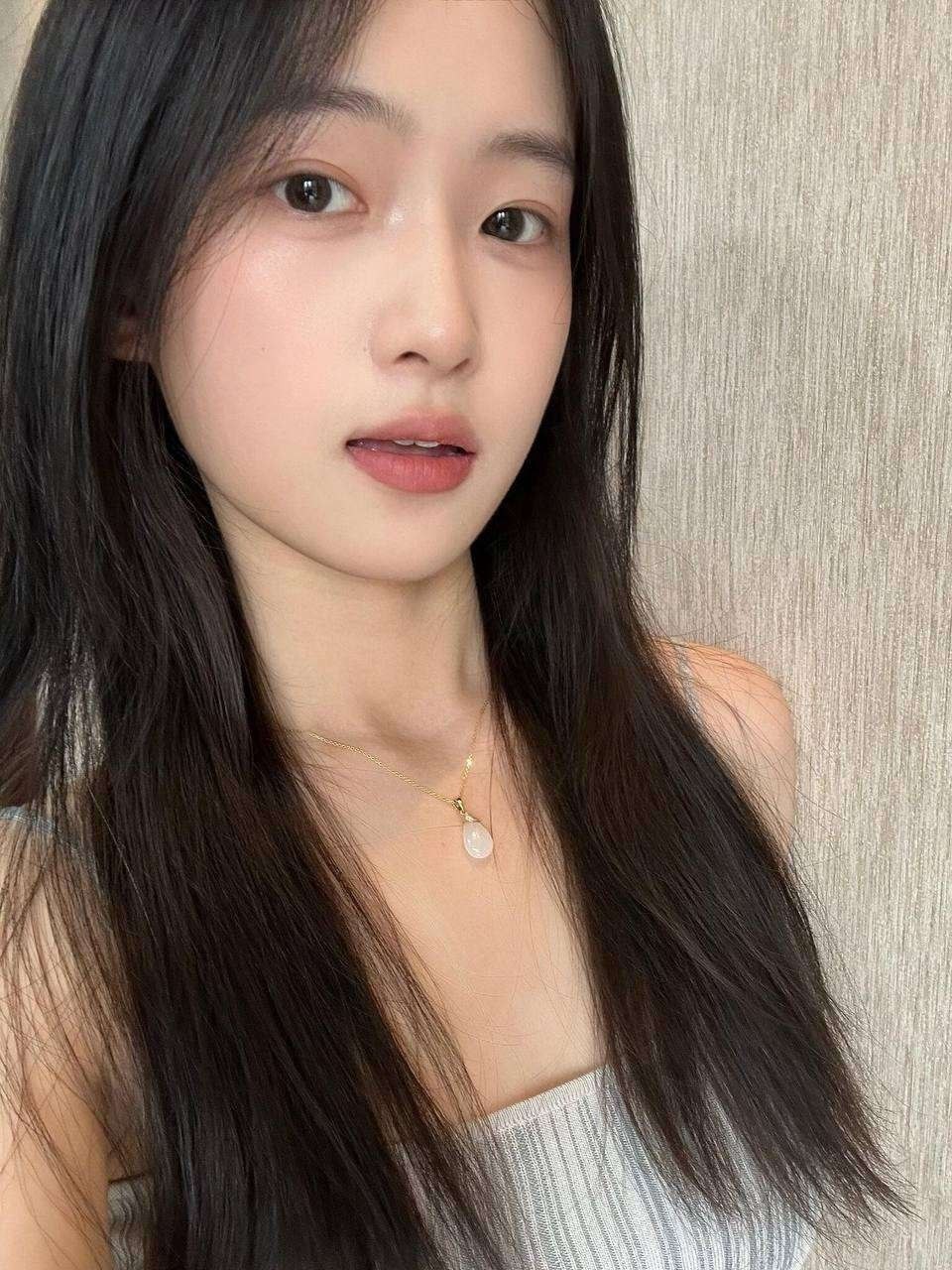 ID: 367 - 重庆 Call Girl