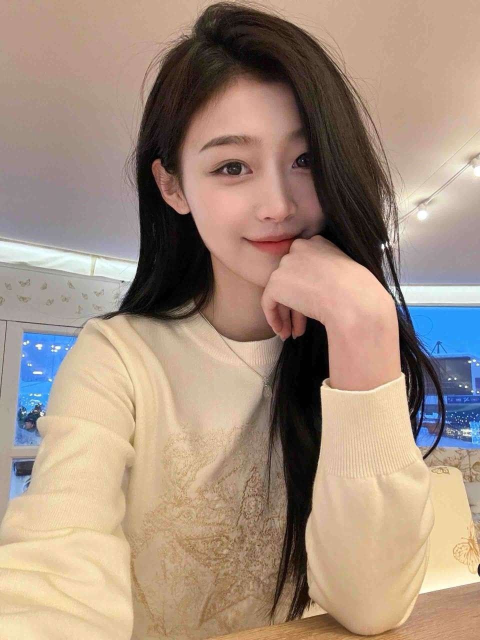 #重庆水原希子新到空姐。言谈举止气质佳，衣着大牌御姐型。身高171，体重96，🉑🐍🉑69，服务超级好无差评。 - Photo 9 - 重庆 Call Girl