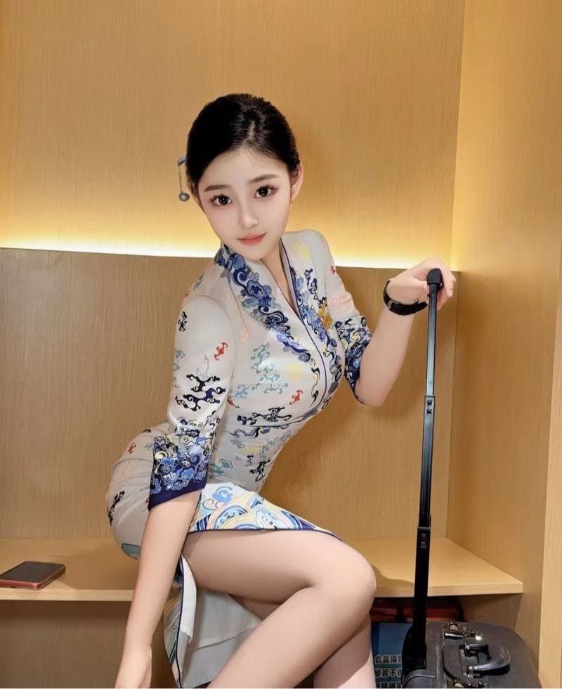 172极品海航在飞空姐 - Photo 2 - 重庆 Call Girl