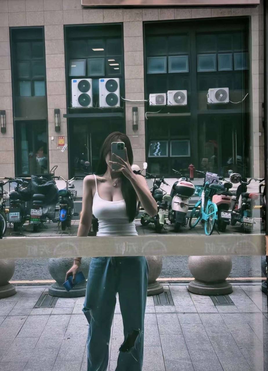 ID: 5528 - 广州 Call Girl