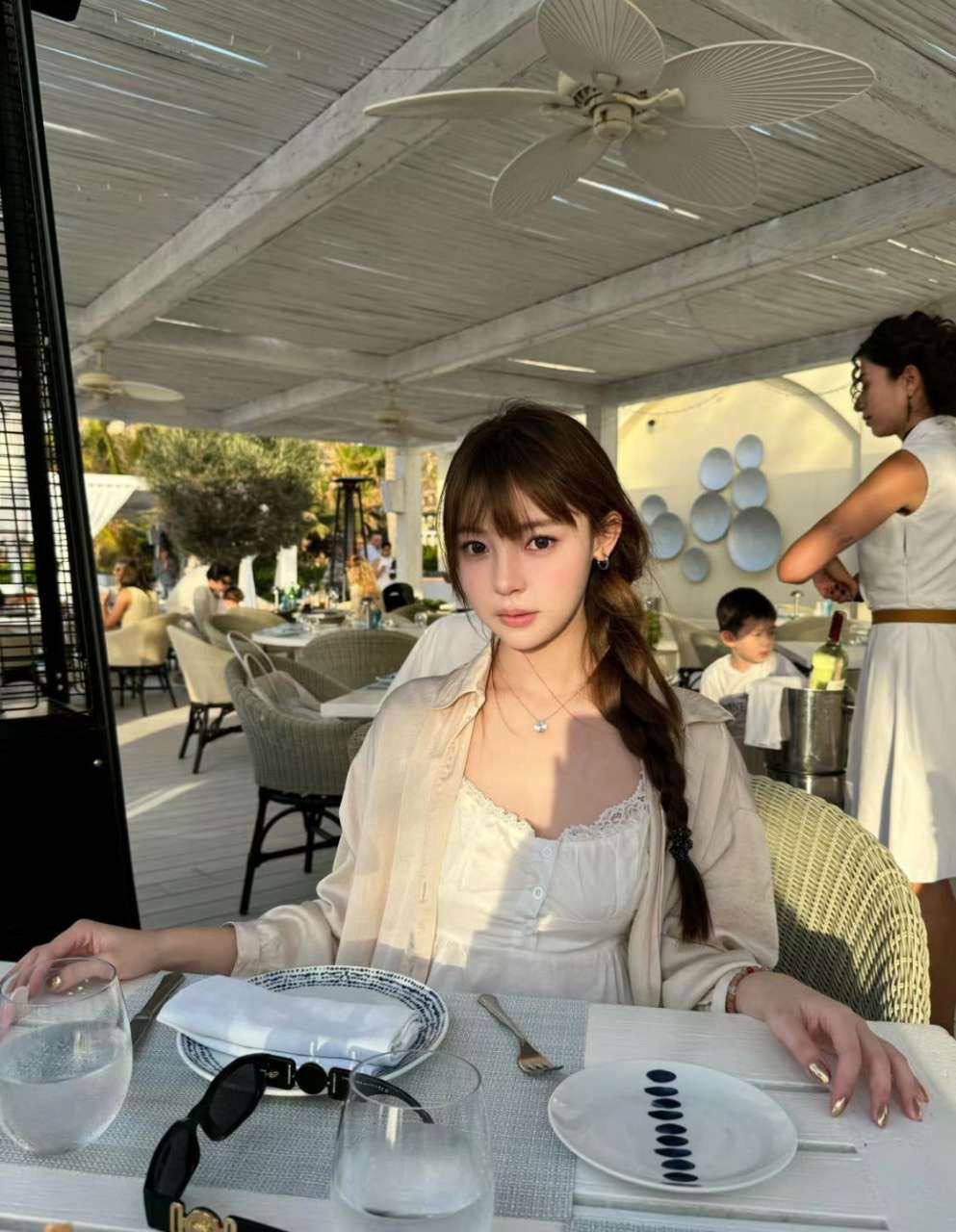 ID: 6517 - 广州 Call Girl