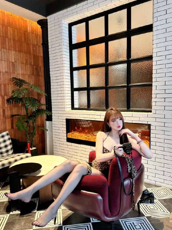 ID: 6525 - 广州 Call Girl