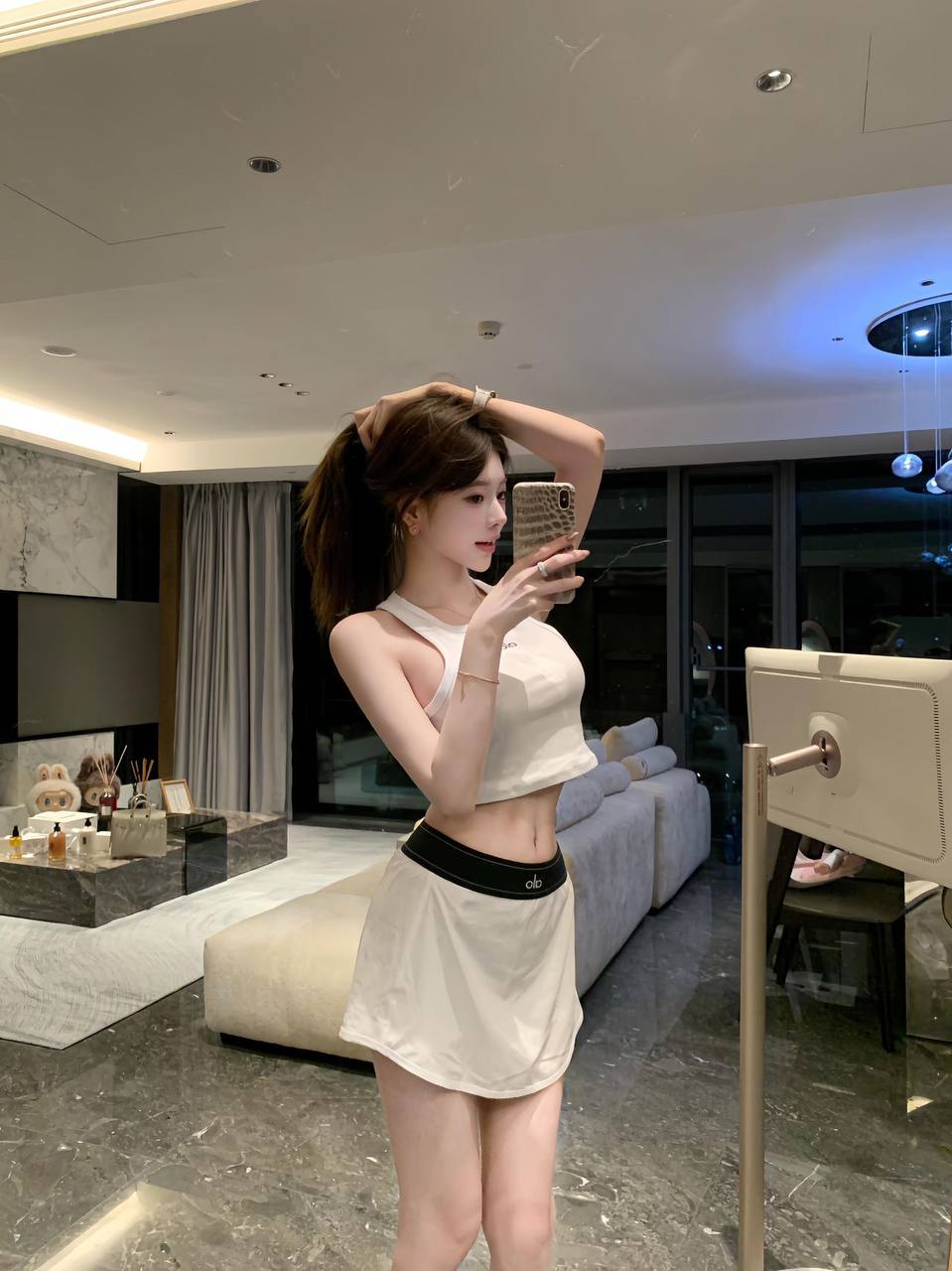 ID: 6643 - 广州 Call Girl