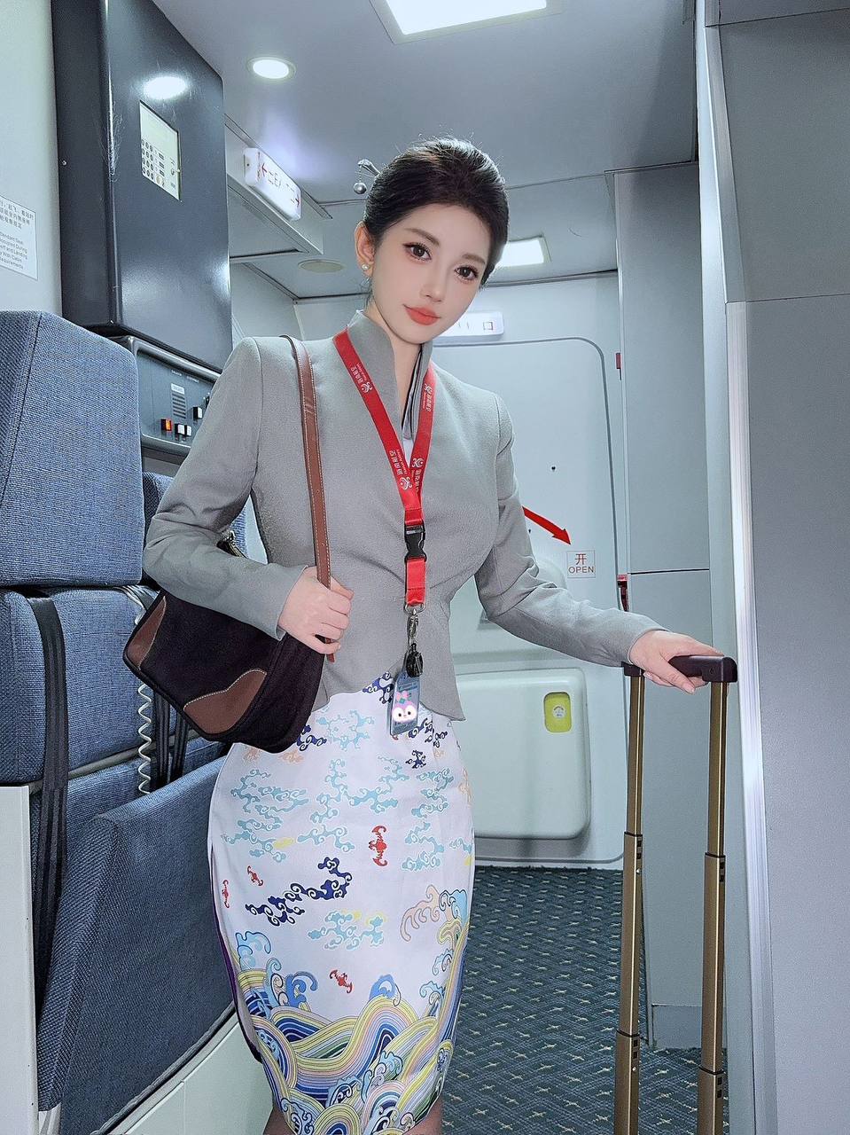 ID: 6724 - 广州 Call Girl