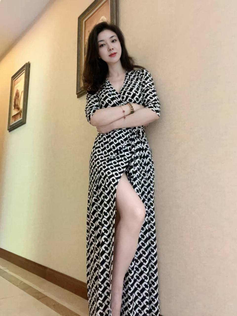 ID: 7055 - 广州 Call Girl