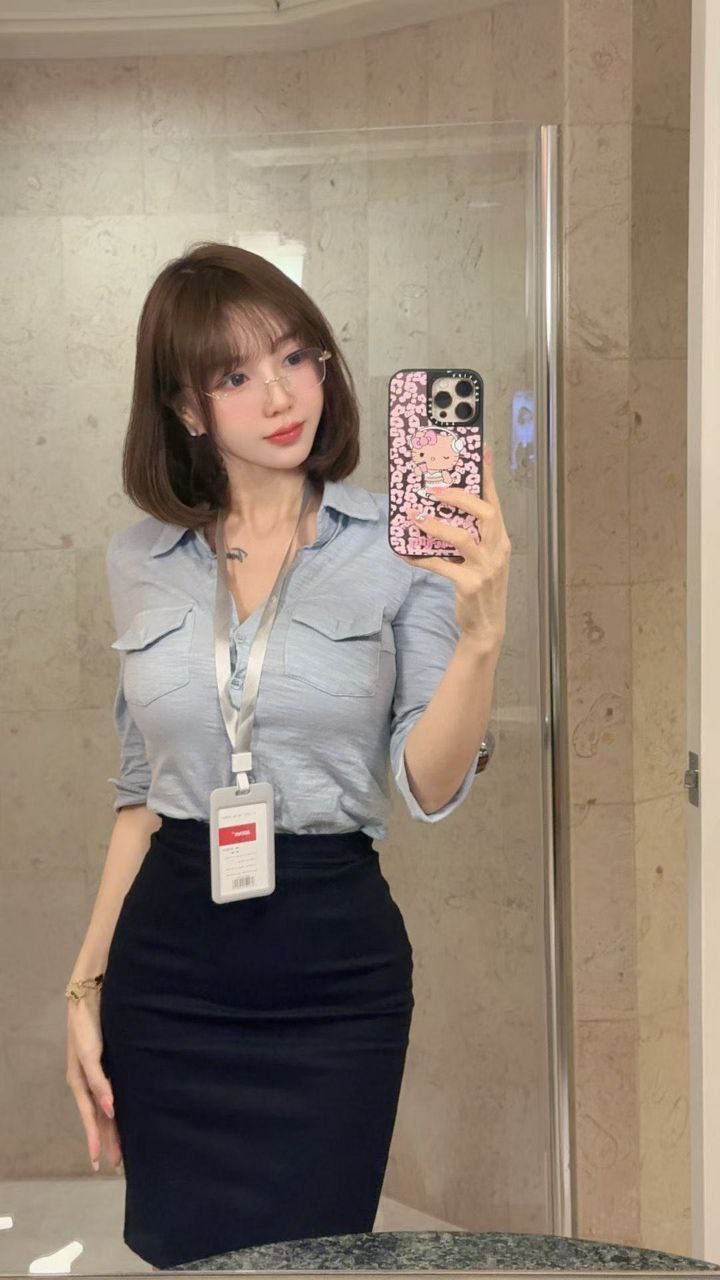 深大05年美术生.童颜巨乳.真人真照.** - Photo 7 - 香港 Call Girl