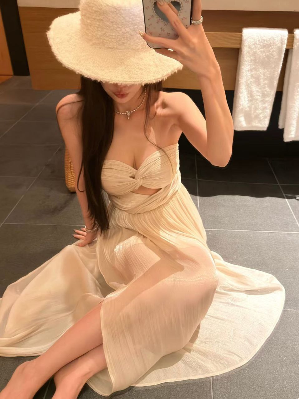 ID: 700 - 香港 Call Girl