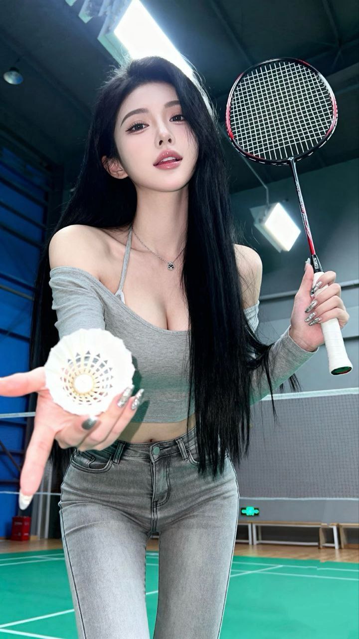 ．好评选手_小菲菲 - 03岁 175cm - 香港 Call Girl