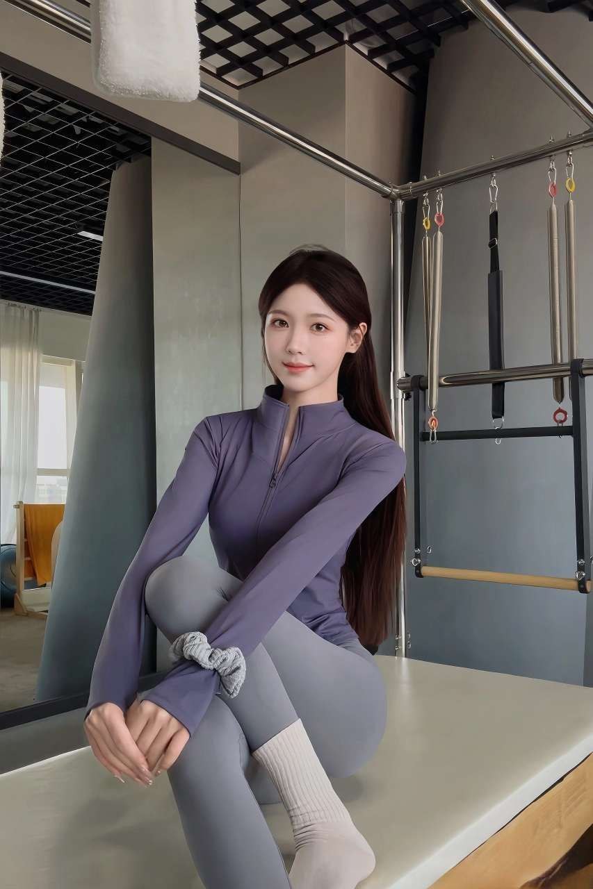 青岛凯乐 04 175 C 制服丝袜｜鸳鸯共浴 - Photo 5 - 青岛 Call Girl