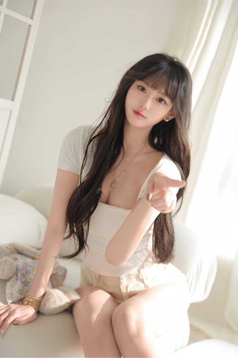 ID: 6945 - 上海 Call Girl