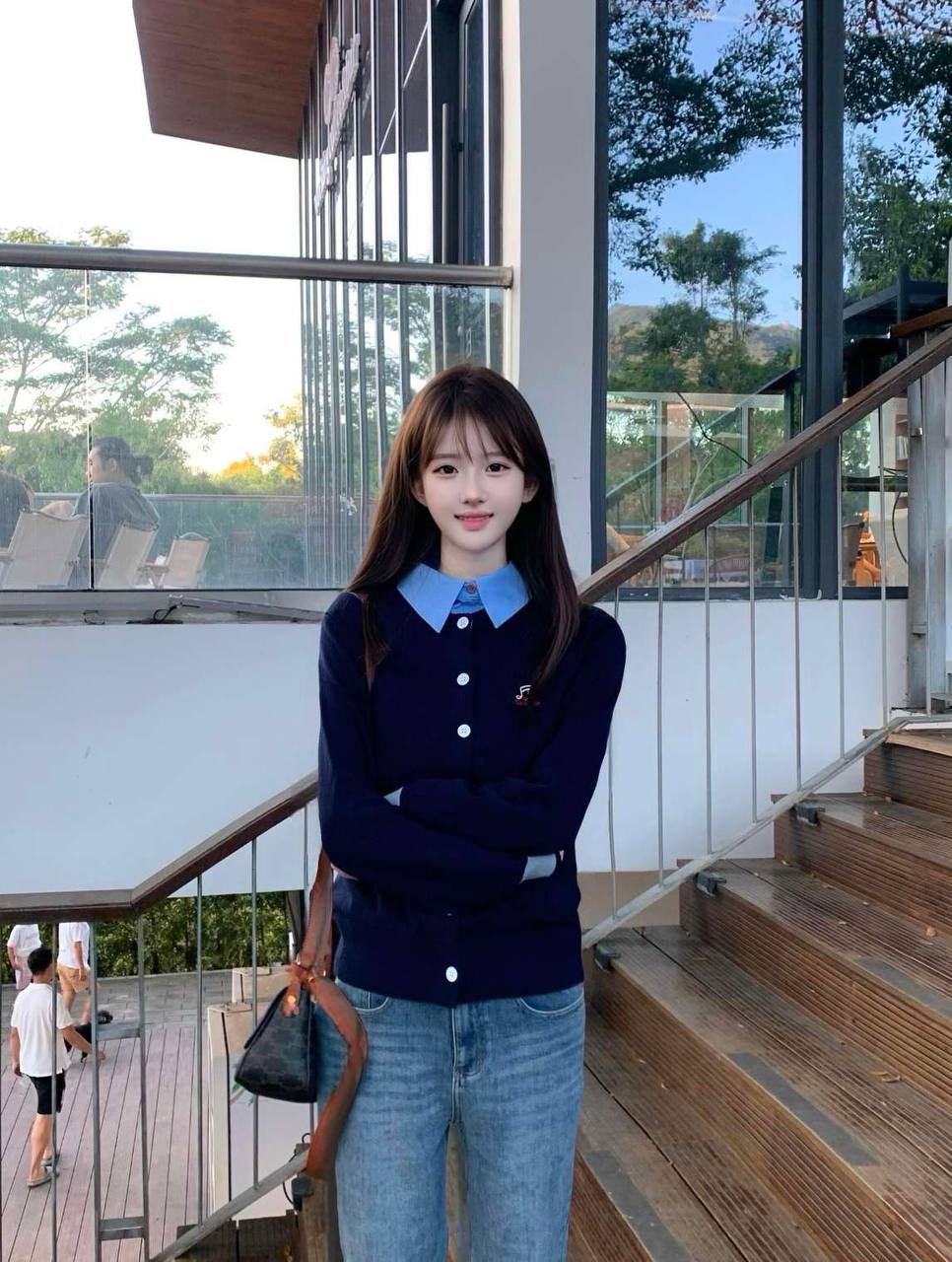 ID: 7506 - 上海 Call Girl