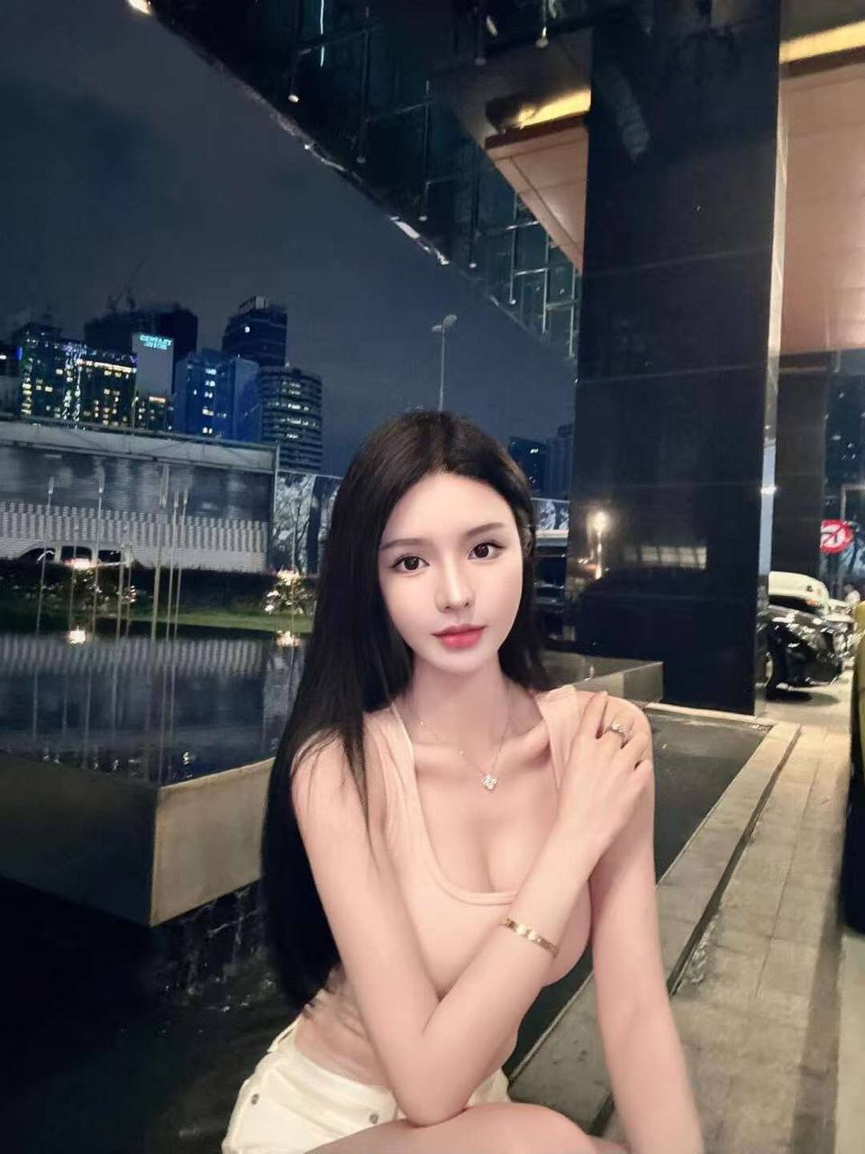 #静安区 漂亮** - 01岁 173cm - 上海 Call Girl
