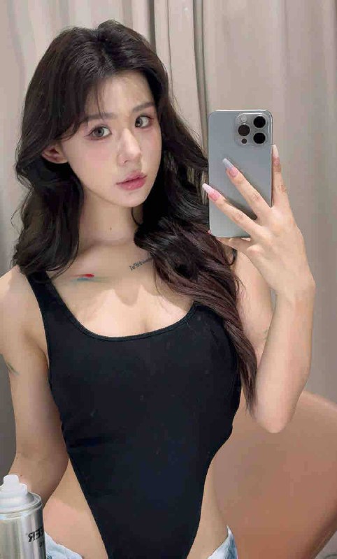 ID: 8235 - 深圳 Call Girl